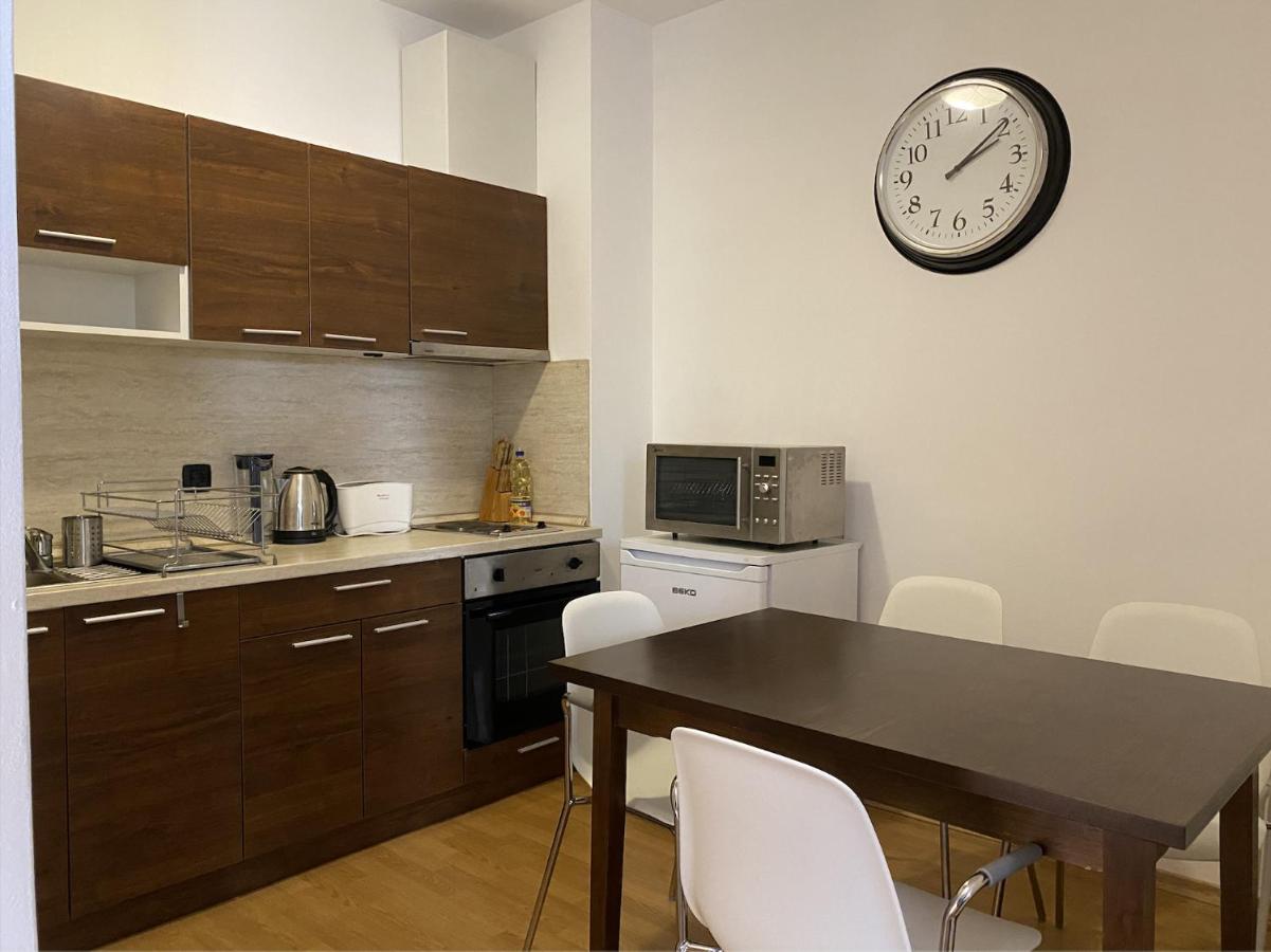 2 Bedroom Apartment Next To Gondola Ski Lift Банско Экстерьер фото
