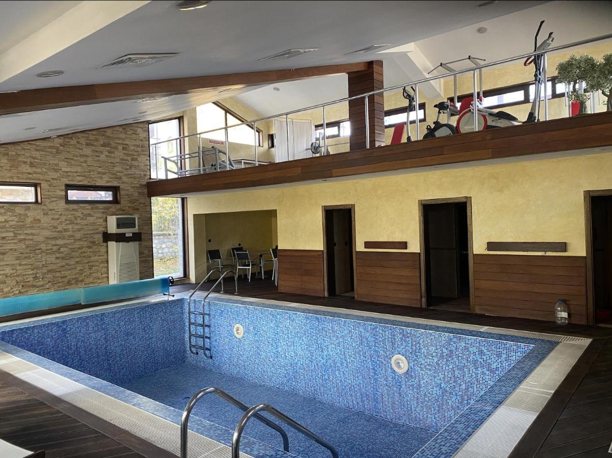 2 Bedroom Apartment Next To Gondola Ski Lift Банско Экстерьер фото